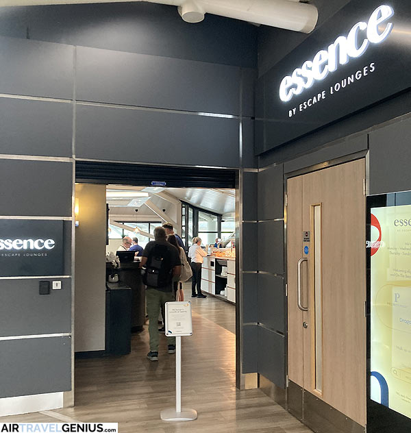 essence lounge bristol - entrance